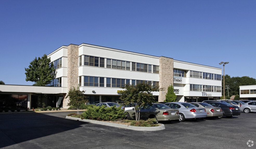 397 Little Neck Rd, Virginia Beach, VA for lease - Building Photo - Image 3 of 5