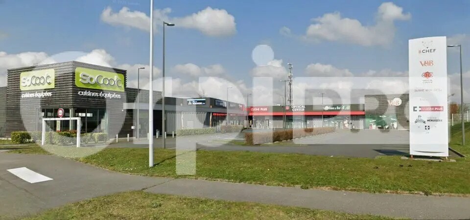 Retail in GONFREVILLE-L'ORCHER for lease - Building Photo - Image 1 of 6