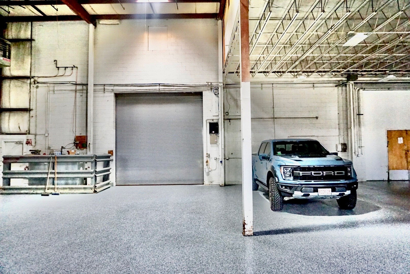 25 Commercial Dr, Wrentham, MA 02093 New Veneration