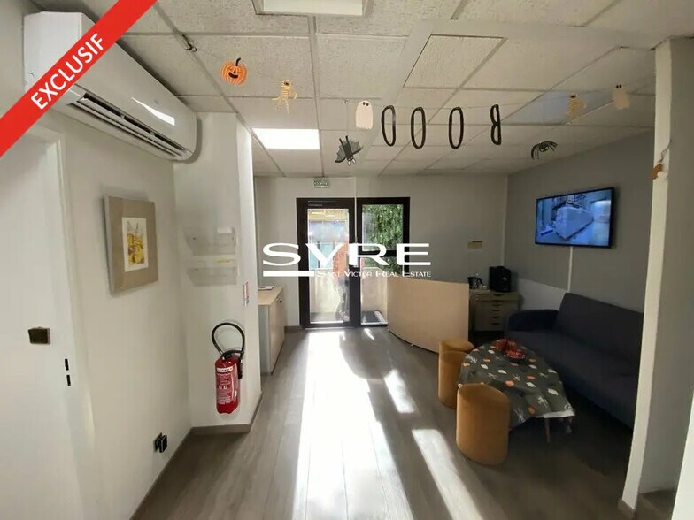 Office in Aix-en-Provence for sale - Interior Photo - Image 1 of 4