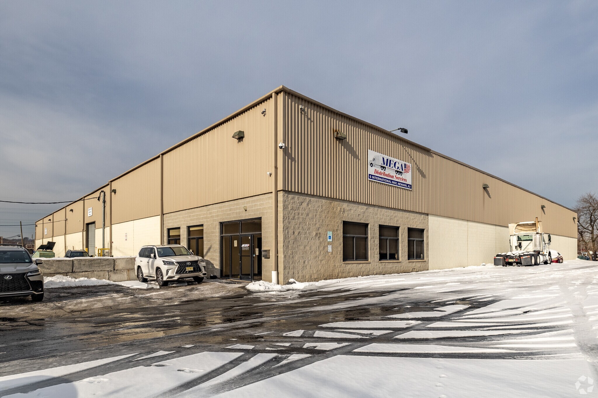 6 International Way, Newark, NJ for sale Primary Photo- Image 1 of 1