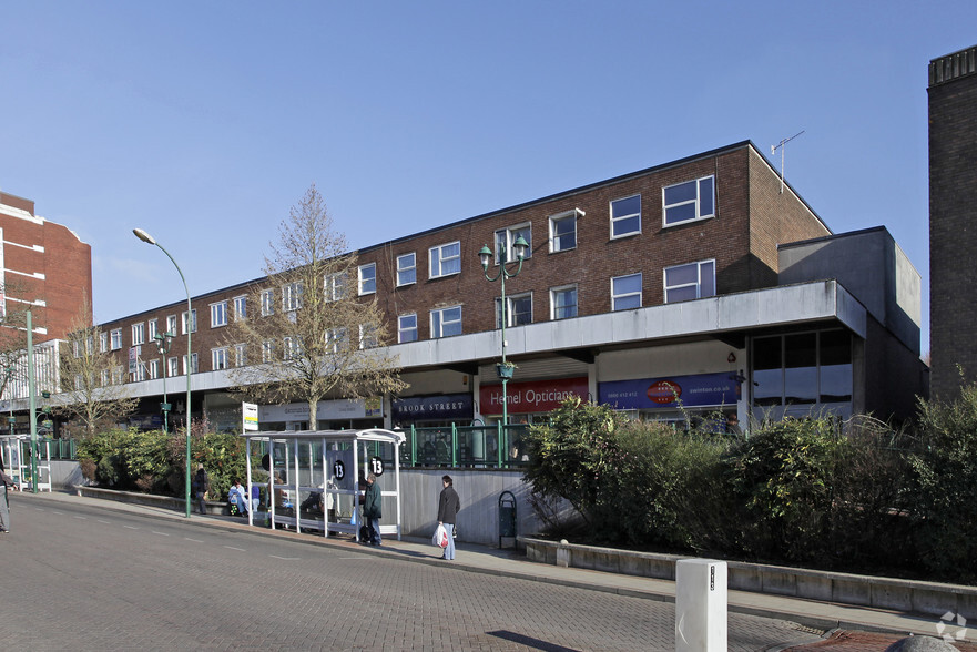 127-145 Marlowes, Hemel Hempstead for lease - Primary Photo - Image 1 of 3