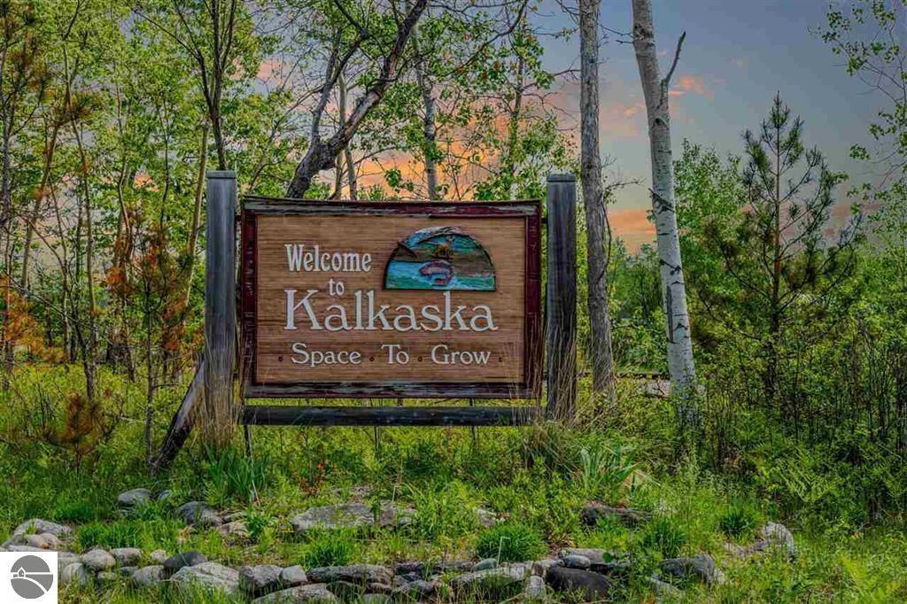 404 S Park Dr, Kalkaska, MI for sale Building Photo- Image 1 of 11