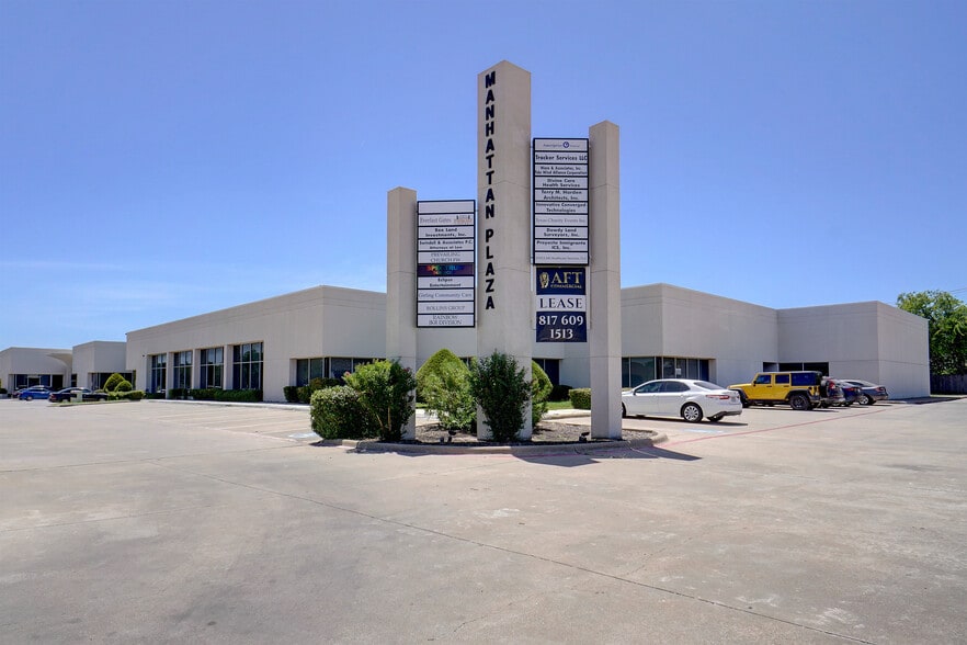 6850 Manhattan Blvd, Fort Worth, TX for lease - Building Photo - Image 3 of 13