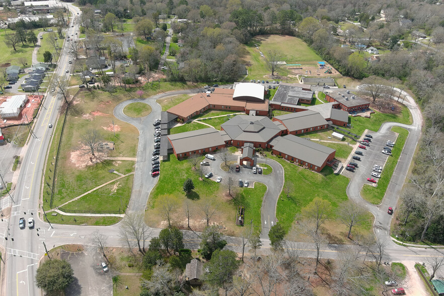 314 S Washington Ave, Eatonton, GA for sale - Aerial - Image 1 of 19