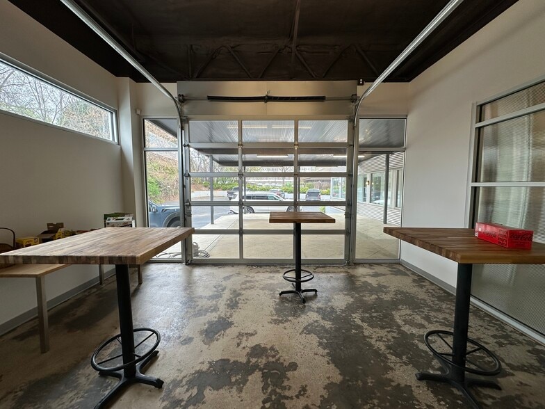 9 Legrand Blvd, Greenville, SC for lease - Building Photo - Image 2 of 15