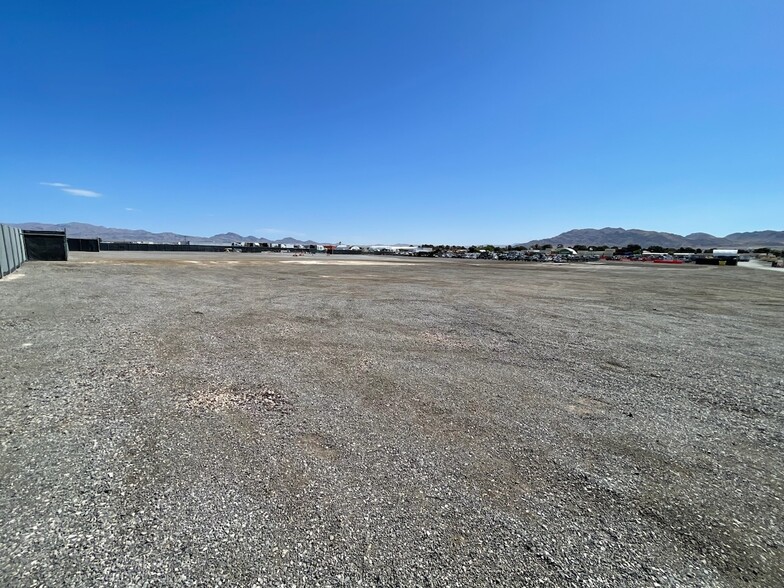 3170-3080 Betty, Las Vegas, NV for lease - Building Photo - Image 1 of 3