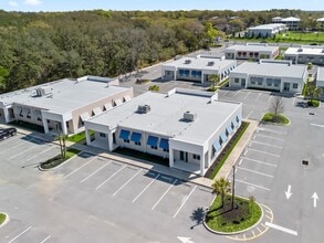871-801 Highway 466, Lady Lake, FL for lease Building Photo- Image 1 of 8