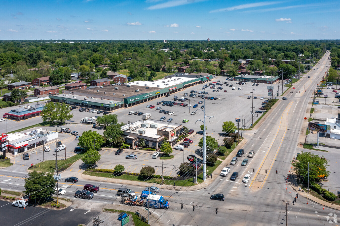 2200-3613 Bardstown Rd, Louisville, KY 40218 - Bardstown Square | LoopNet