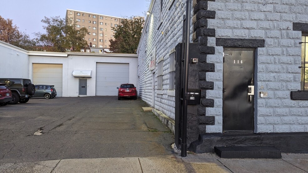 116 Knowlton St, Bridgeport, CT for sale - Building Photo - Image 1 of 1