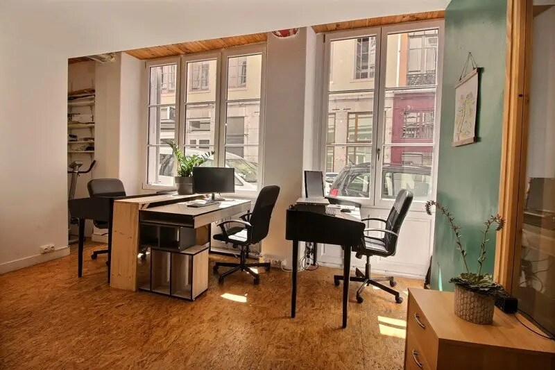 Vente Bureaux 50 m² - Photo 1