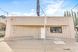 NEW PRICE - 2,875 SF INDUSTRIAL - Pub