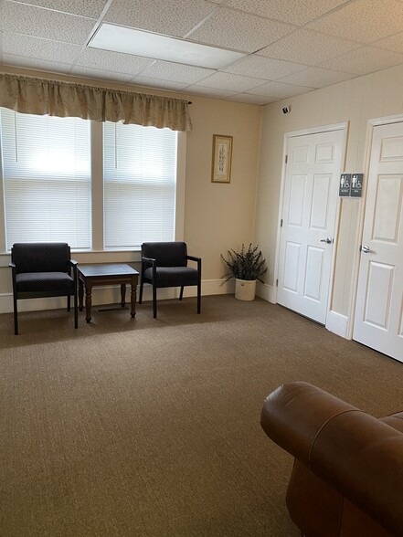 314 E Atlantic St, South Hill, VA for sale - Building Photo - Image 3 of 13