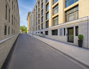 2207 Rue Montcalm, Montréal, QC for lease Interior Photo- Image 1 of 2