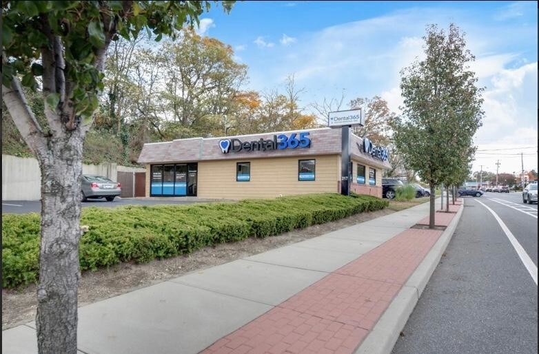 217 Portion Rd, Ronkonkoma, NY for sale Building Photo- Image 1 of 1