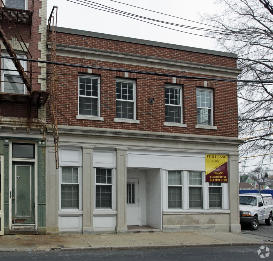 25 Willett Ave, Port Chester, NY 10573