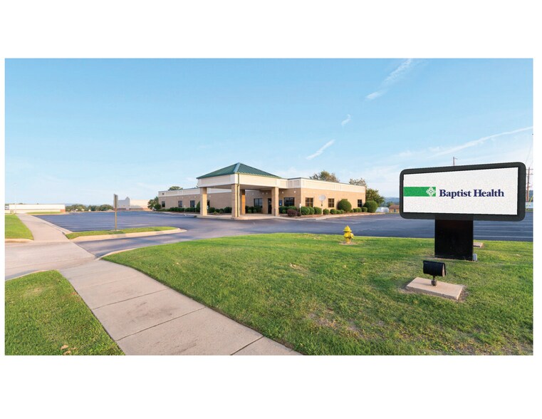 14 Gothic Ridge Rd, Van Buren, AR for sale - Building Photo - Image 1 of 1