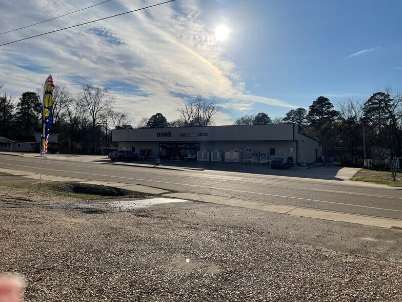 810 Pershing Hwy, Smackover, AR 71762