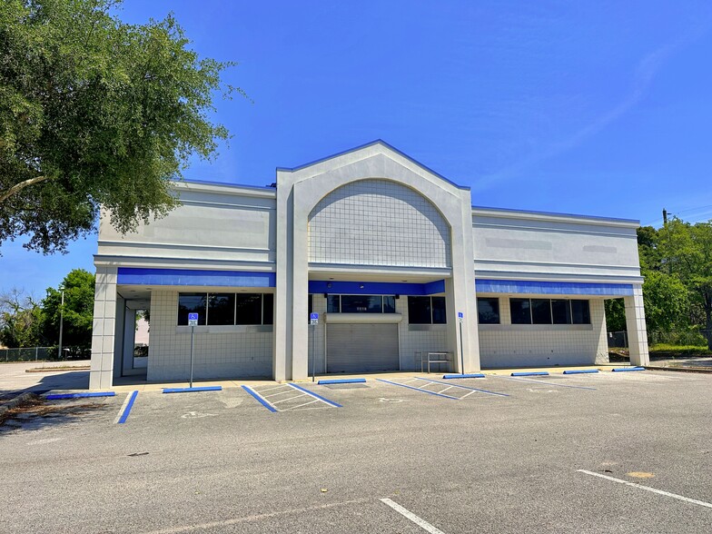 6507 Massachusetts Ave, New Port Richey, FL for sale - Building Photo - Image 1 of 8