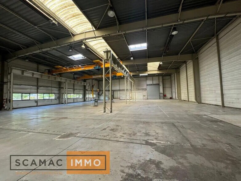 Office in Lisses for lease - Building Photo - Image 2 of 10