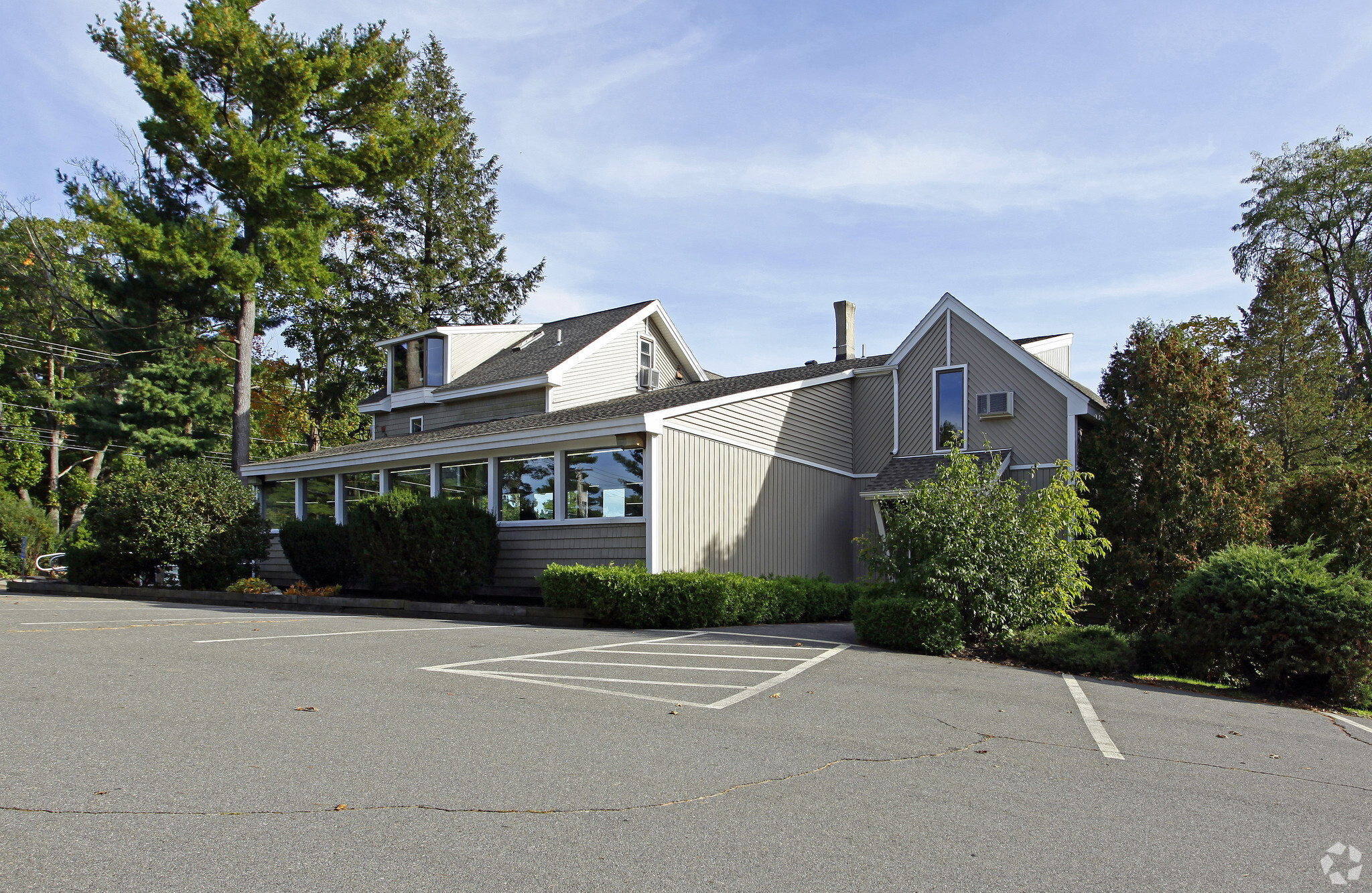 102 Derry St, Hudson, NH for sale Primary Photo- Image 1 of 1