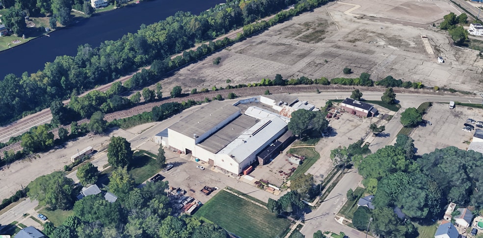 2200 Olds Ave, Lansing, MI for sale - Building Photo - Image 2 of 5