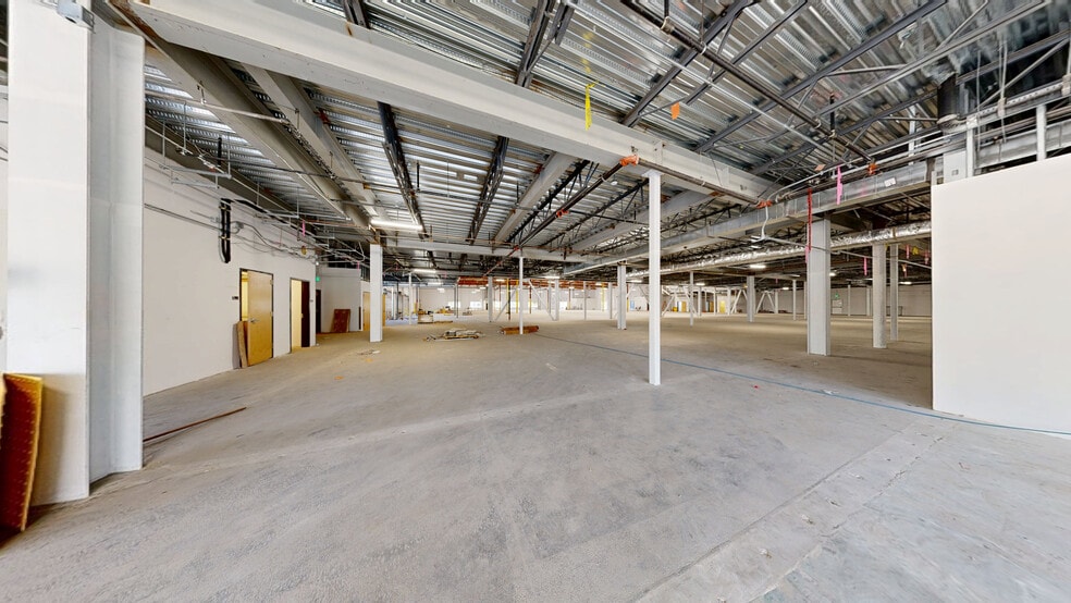 542 W Covina Blvd, San Dimas, CA for lease - Matterport 3D Scan - Image 3 of 32