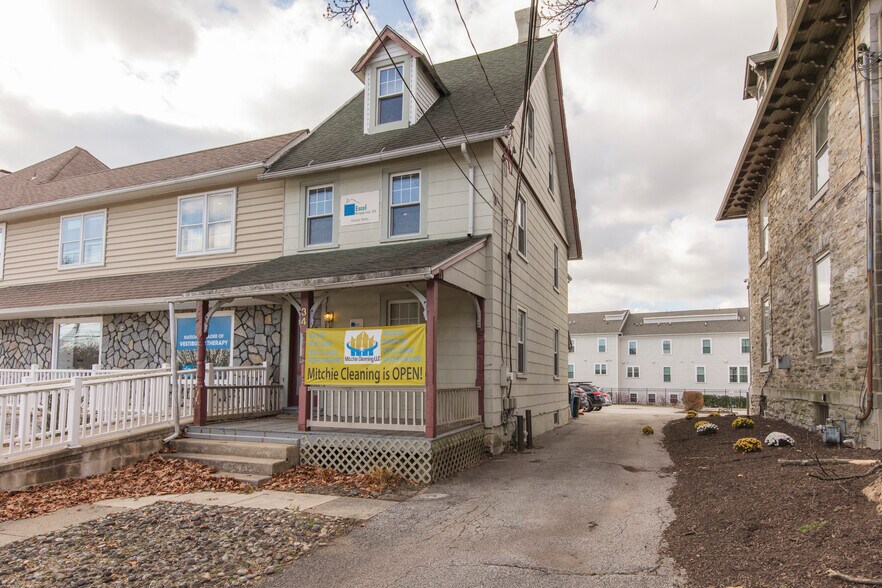 34 Darby Rd, Paoli, PA 19301