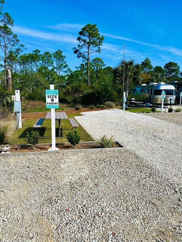 2764 Victoria Ave, Port St Joe, FL for sale Primary Photo- Image 1 of 10