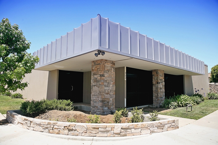 902 W 18th St, Costa Mesa, CA for lease - Building Photo - Image 3 of 12