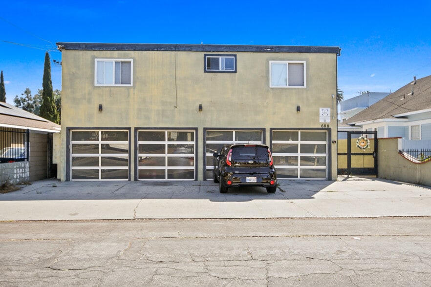 600 Almond Ave, Long Beach, CA for sale - Building Photo - Image 2 of 13