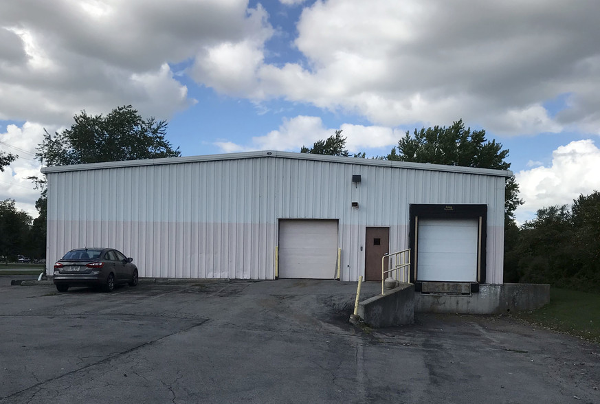 9685 Main St, Clarence, NY for sale - Building Photo - Image 1 of 1