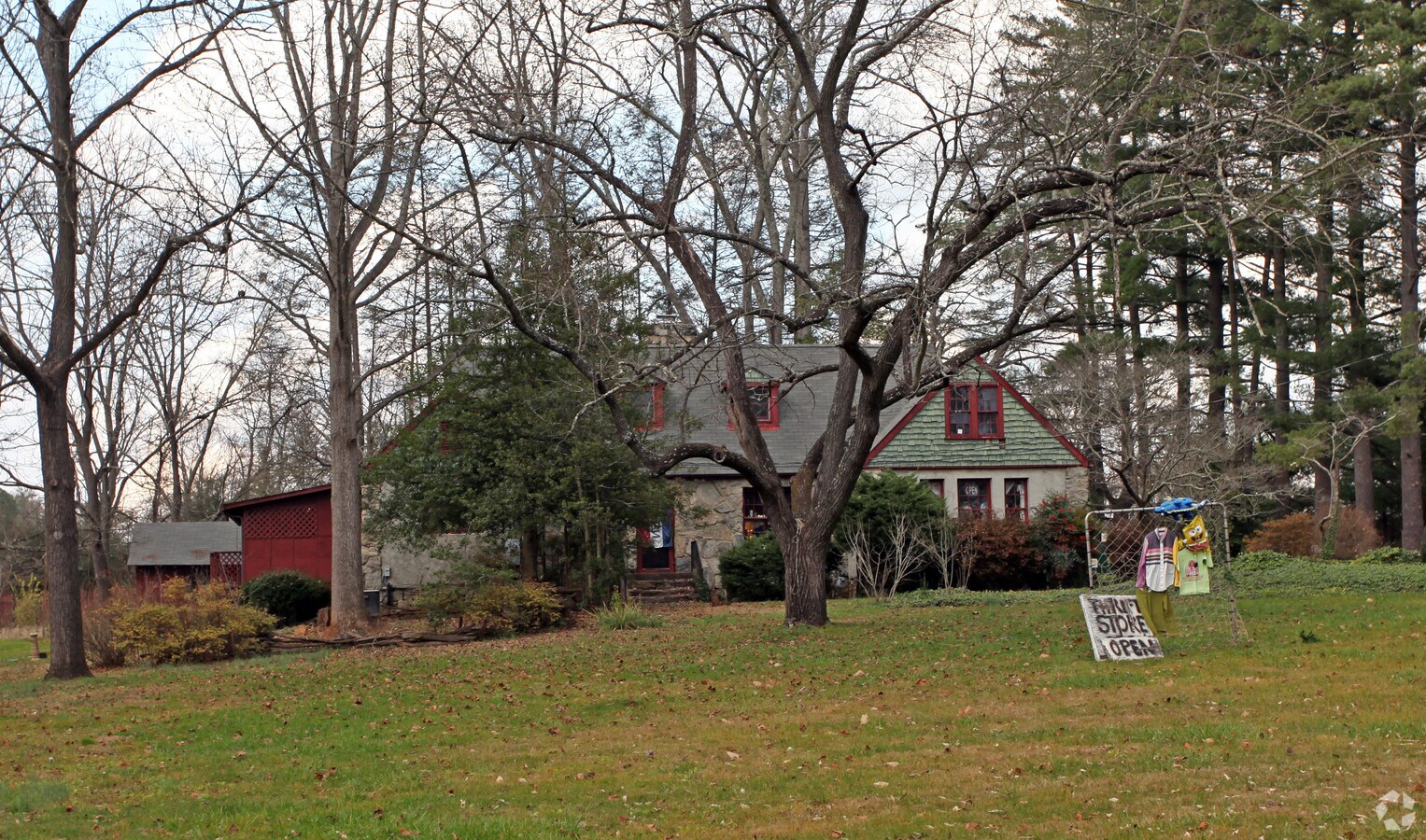 66 Long Shoals Rd, Arden, NC 28704