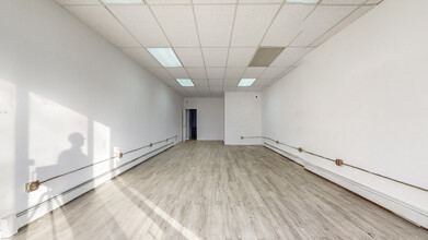 85 Ocean Ave, Valley Stream, NY for lease Interior Photo- Image 2 of 12