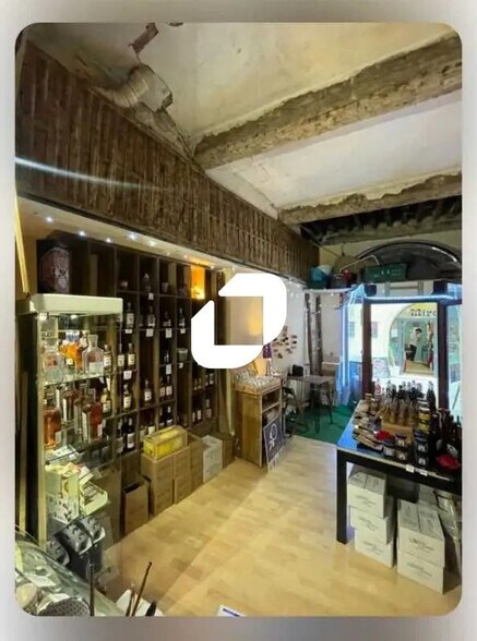 Retail in Montpellier for lease - Interior Photo - Image 3 of 7