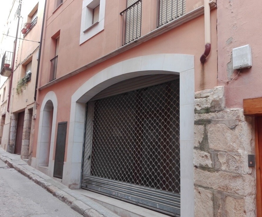 Carrer De Dalt, 14, Montblanc, TAR 43400 - Unit 01 -  - Interior Photo - Image 1 of 6