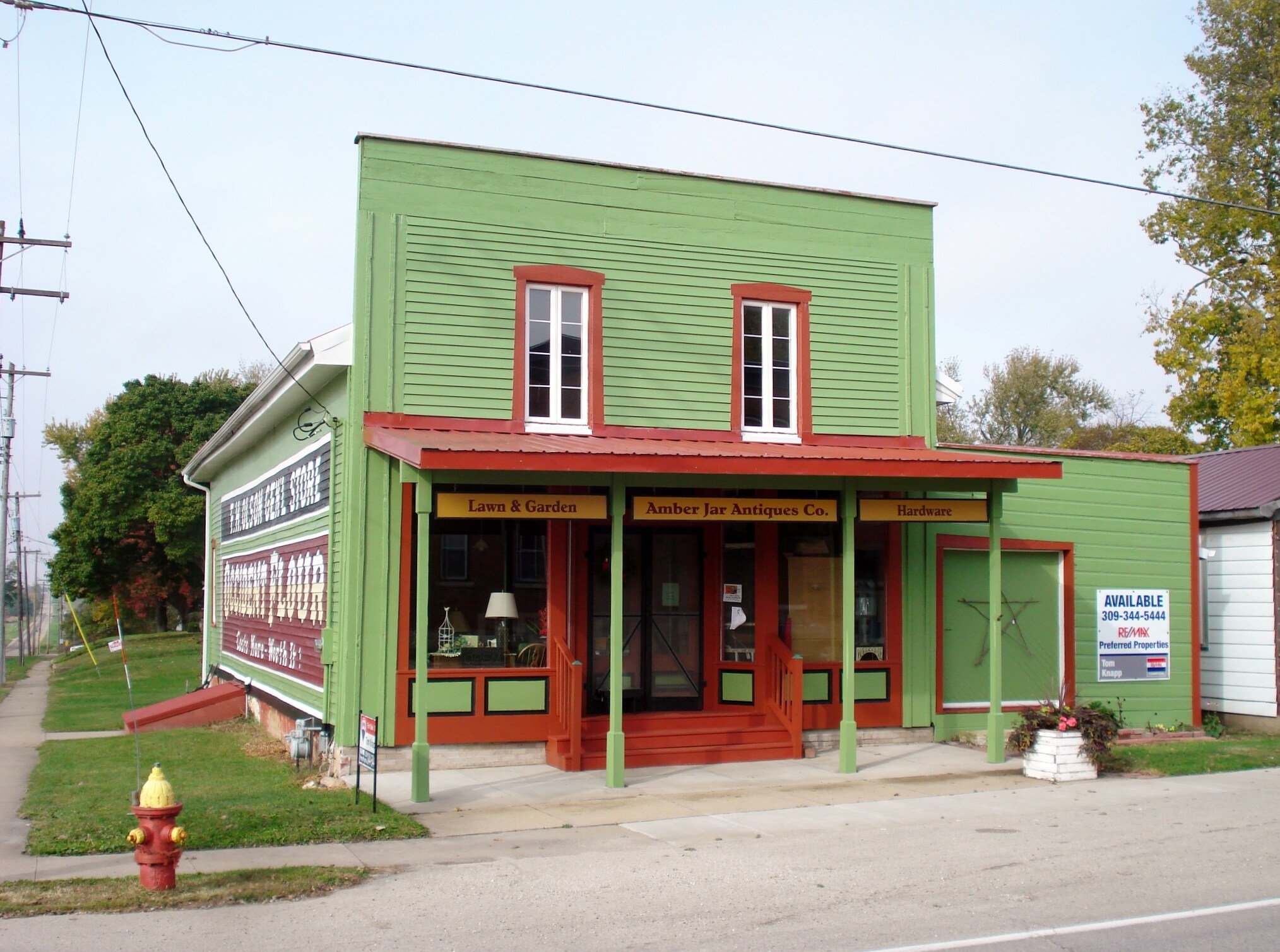 101 N Depot St, Altona, IL for sale Primary Photo- Image 1 of 1
