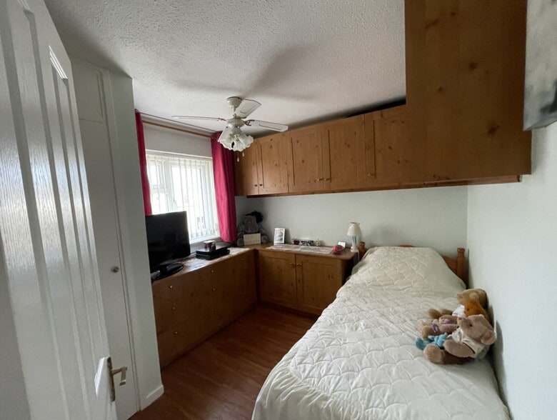 6C Nuxley Rd, Belvedere for sale - Interior Photo - Image 1 of 1