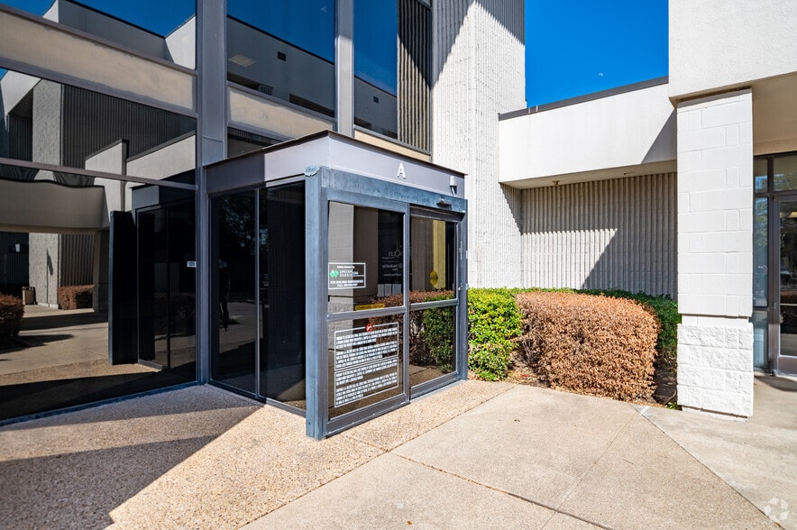 3801 W 15th St, Plano, TX for sale - Building Photo - Image 1 of 1