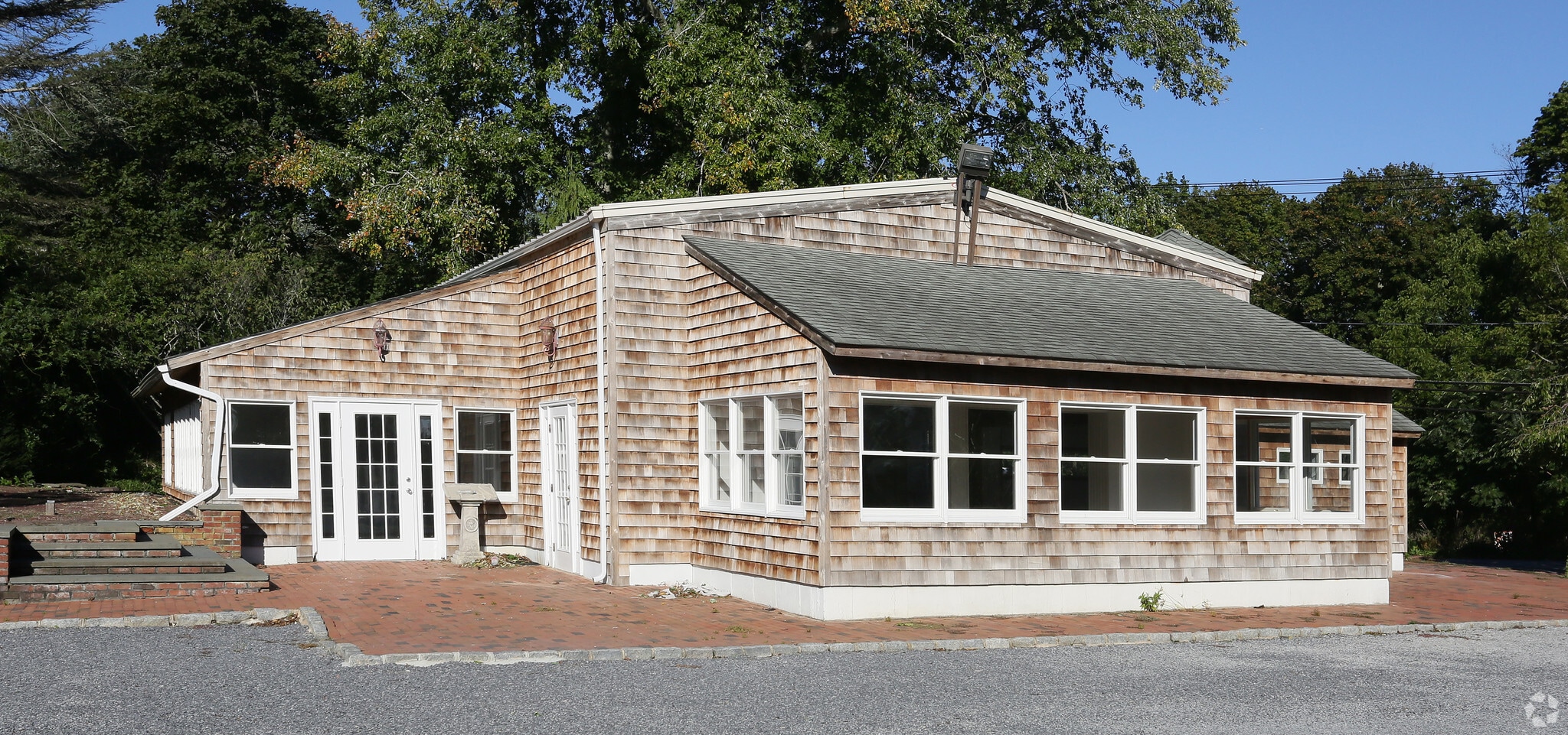 359 Main Rd, Riverhead, NY for sale Primary Photo- Image 1 of 1