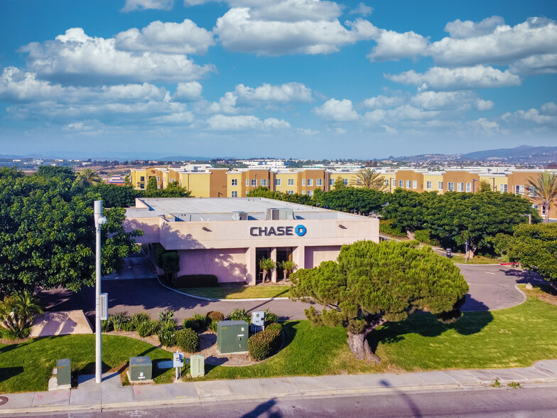 2219 Palomar Airport Rd, Carlsbad, CA for lease - Building Photo - Image 2 of 4