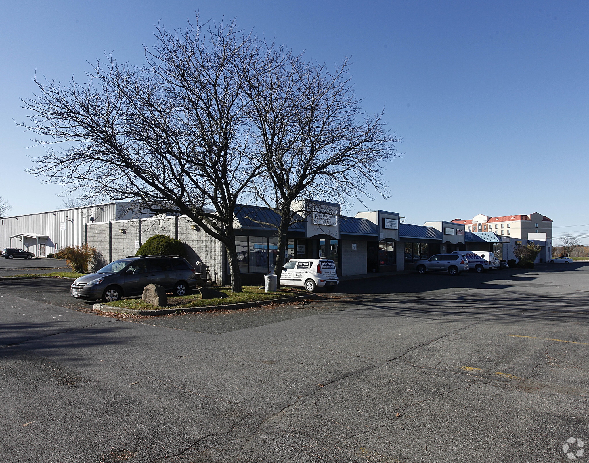 638 Columbia St, Latham, NY for sale Primary Photo- Image 1 of 1