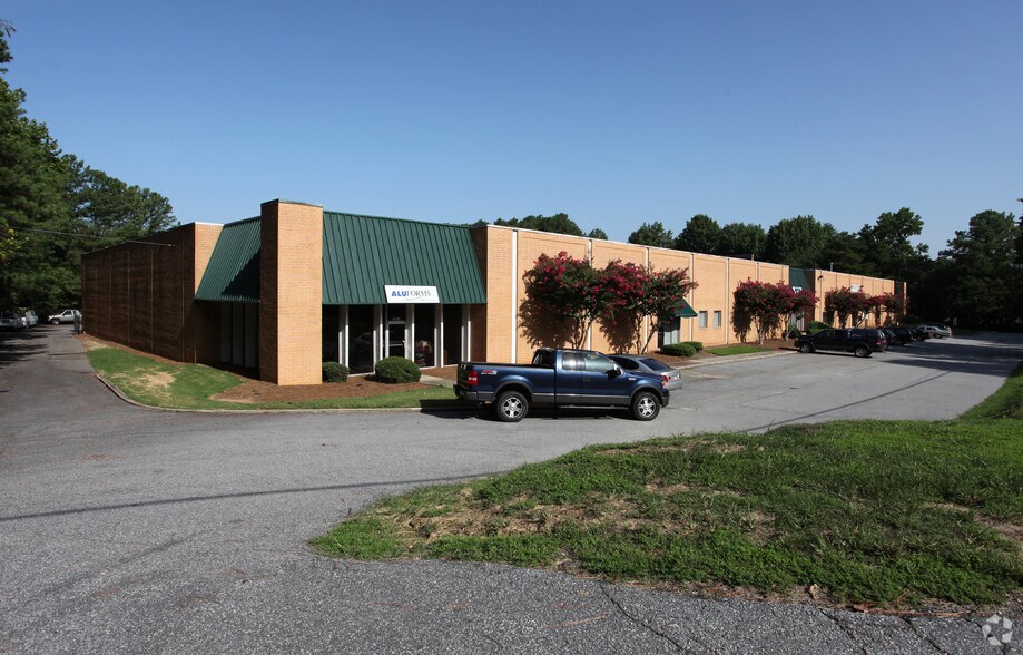 59365940 Peachtree Rd, Chamblee, GA 30341