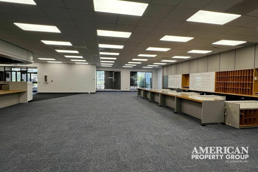 2100 S Tamiami Trl, Venice, FL for lease - Building Photo - Image 3 of 35