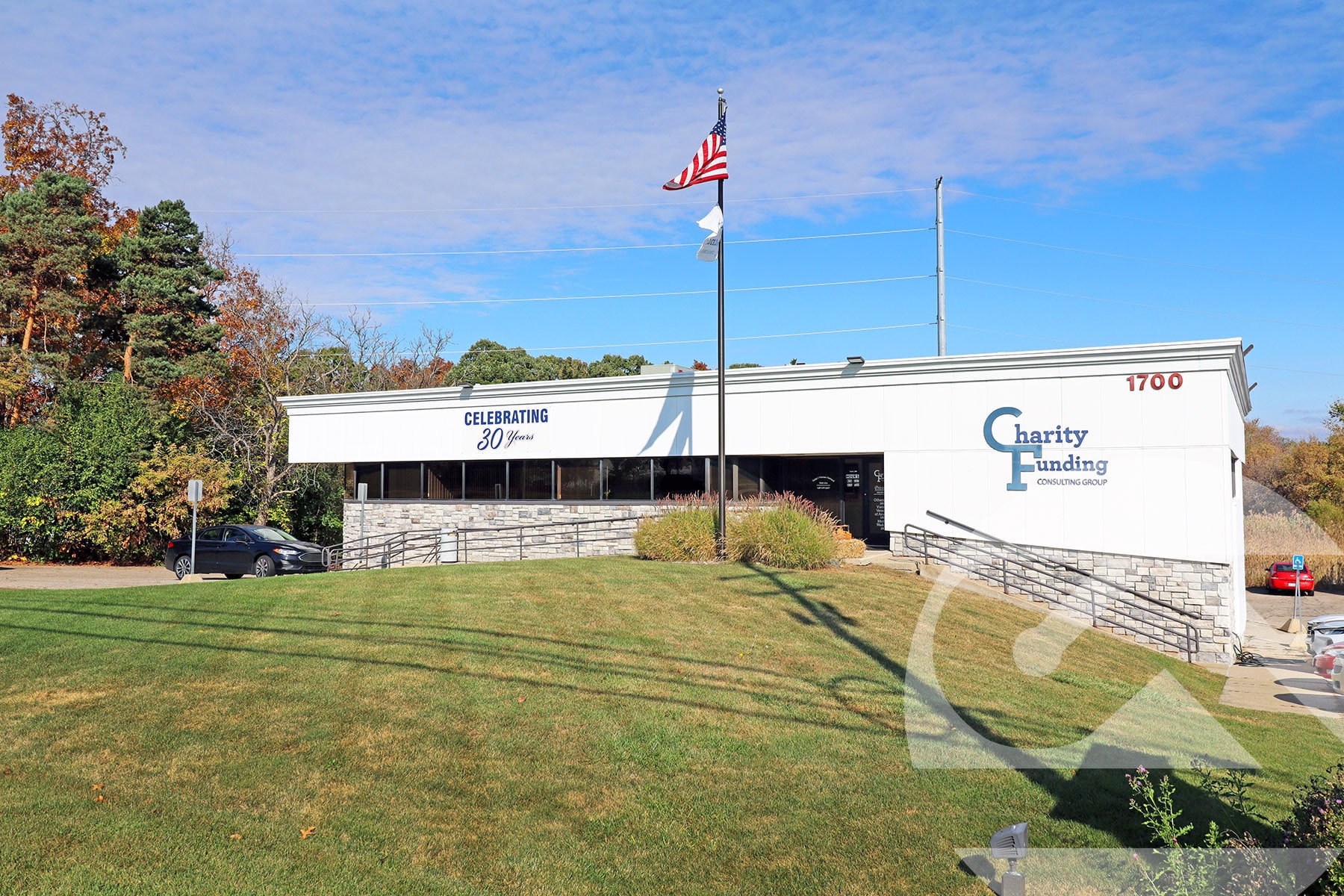 1700 W Hamlin Rd, Rochester Hills, MI for lease Building Photo- Image 1 of 1