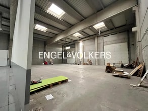 Industrial in Montornès del Vallès, Barcelona for lease Interior Photo- Image 2 of 12
