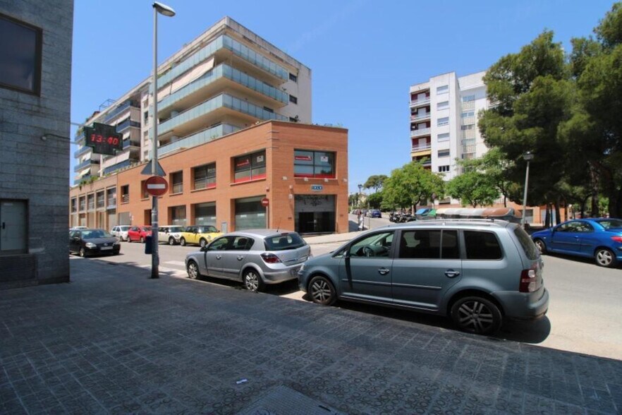 Multifamily in Vilanova i la Geltrú, Barcelona for sale - Building Photo - Image 2 of 2