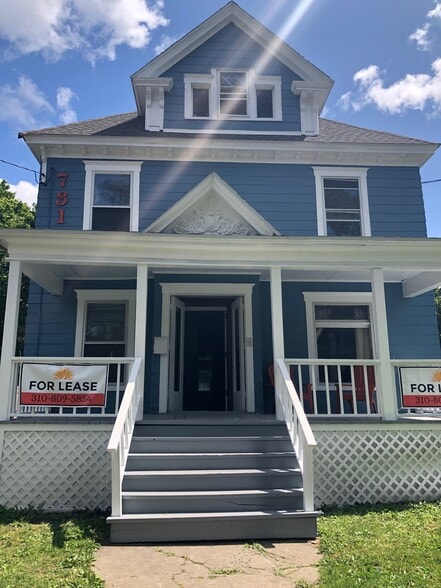 731 Ostrom Ave, Syracuse, NY for sale - Primary Photo - Image 1 of 1