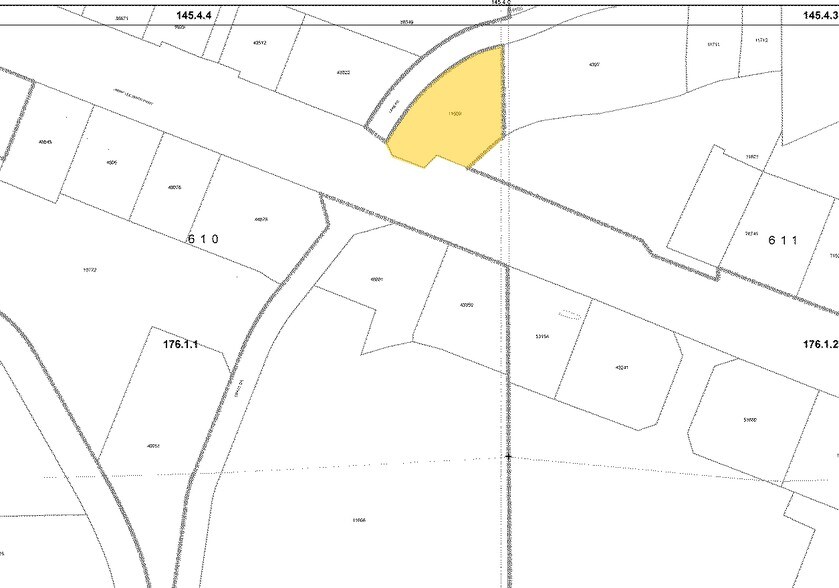 2017 Lake Rd, Hiram, GA 30141