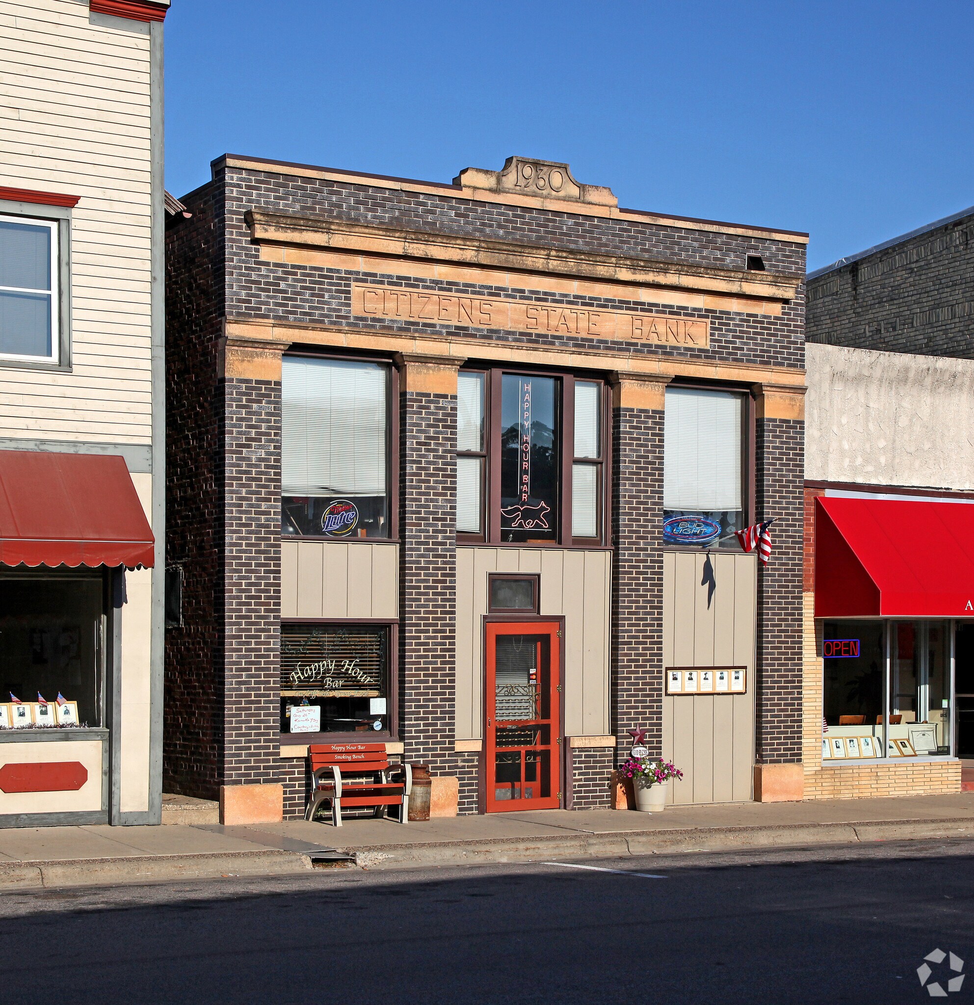 210 1st St S, Montgomery, MN for sale Primary Photo- Image 1 of 1